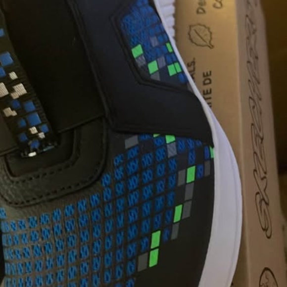 BRAND NEW boy youth skechers ultra flex step in shoes size 4Y - Picture 5 of 8